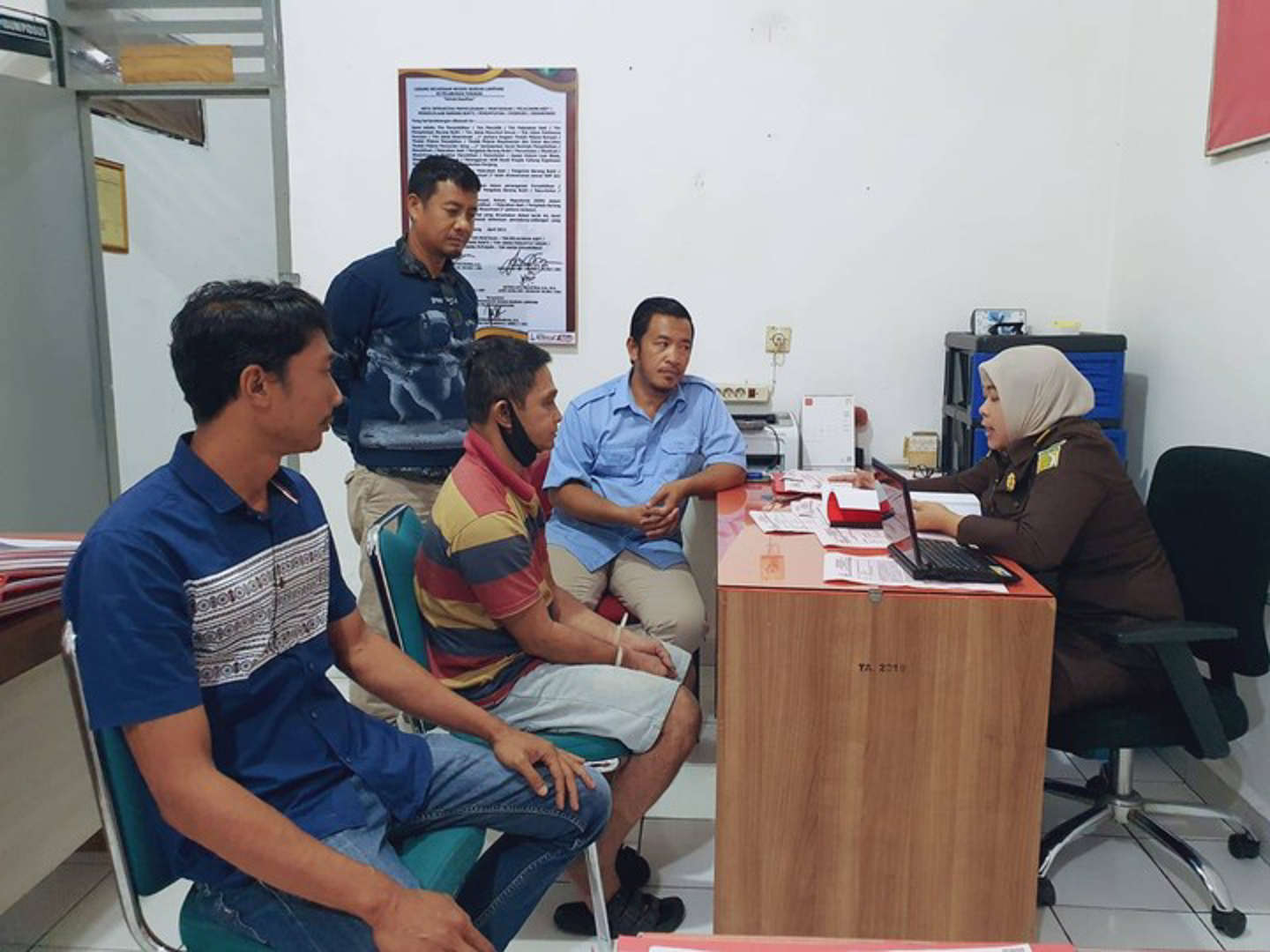 Tak Puas Cabuli Anak Tiri, Pria 57 Juga Garap Anak Tetangga, Bakal Lama di Penjara